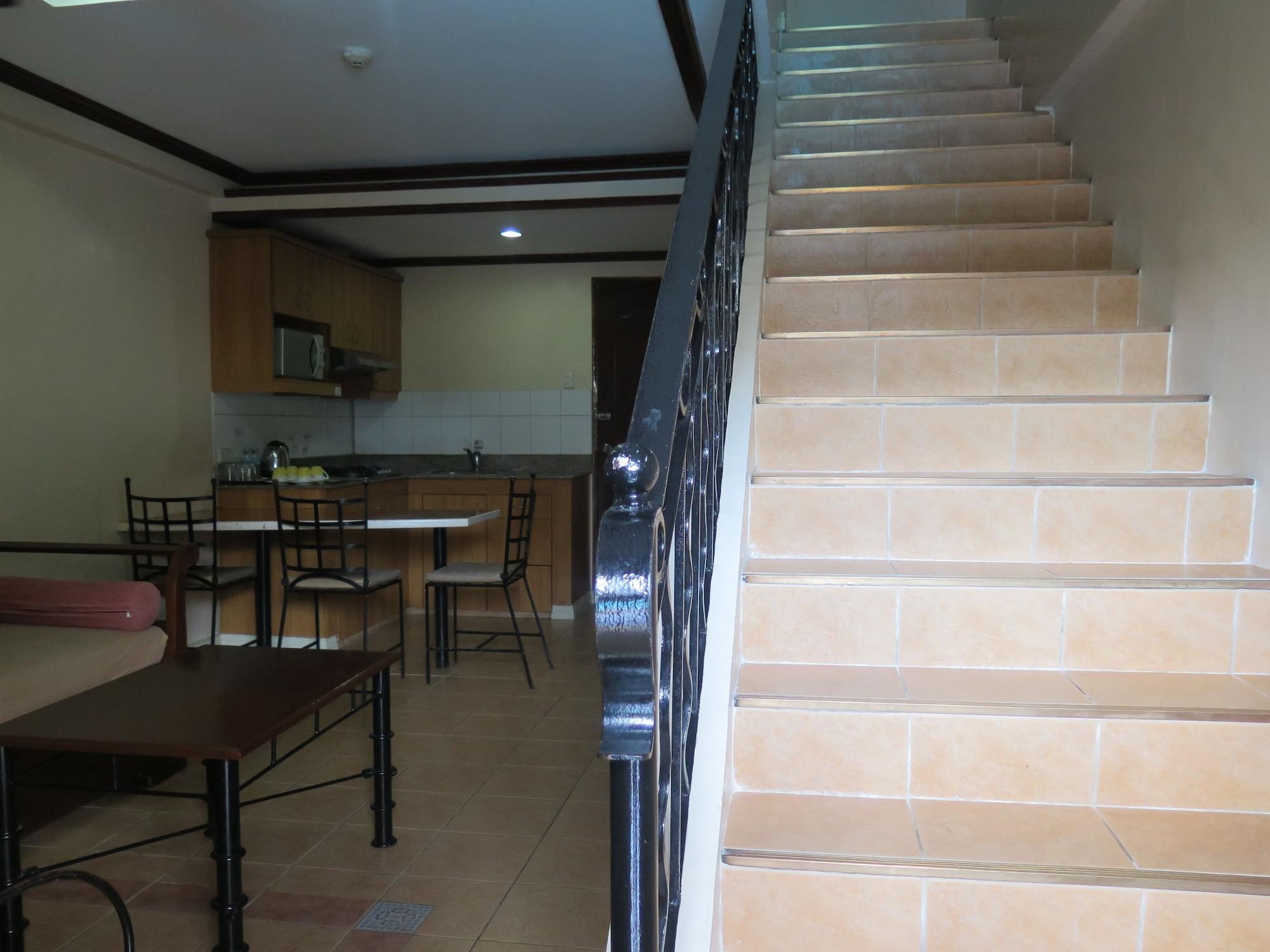 Crown Regency Residences Davao Exterior photo