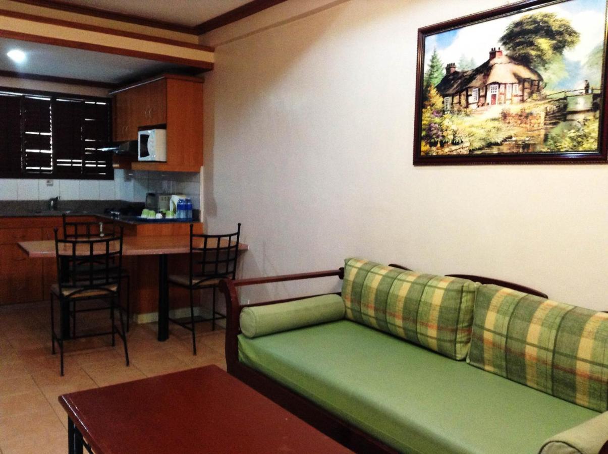 Crown Regency Residences Davao Exterior photo