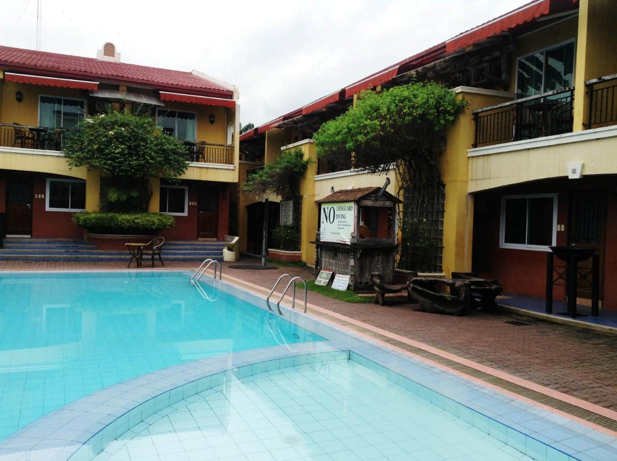 Crown Regency Residences Davao Exterior photo