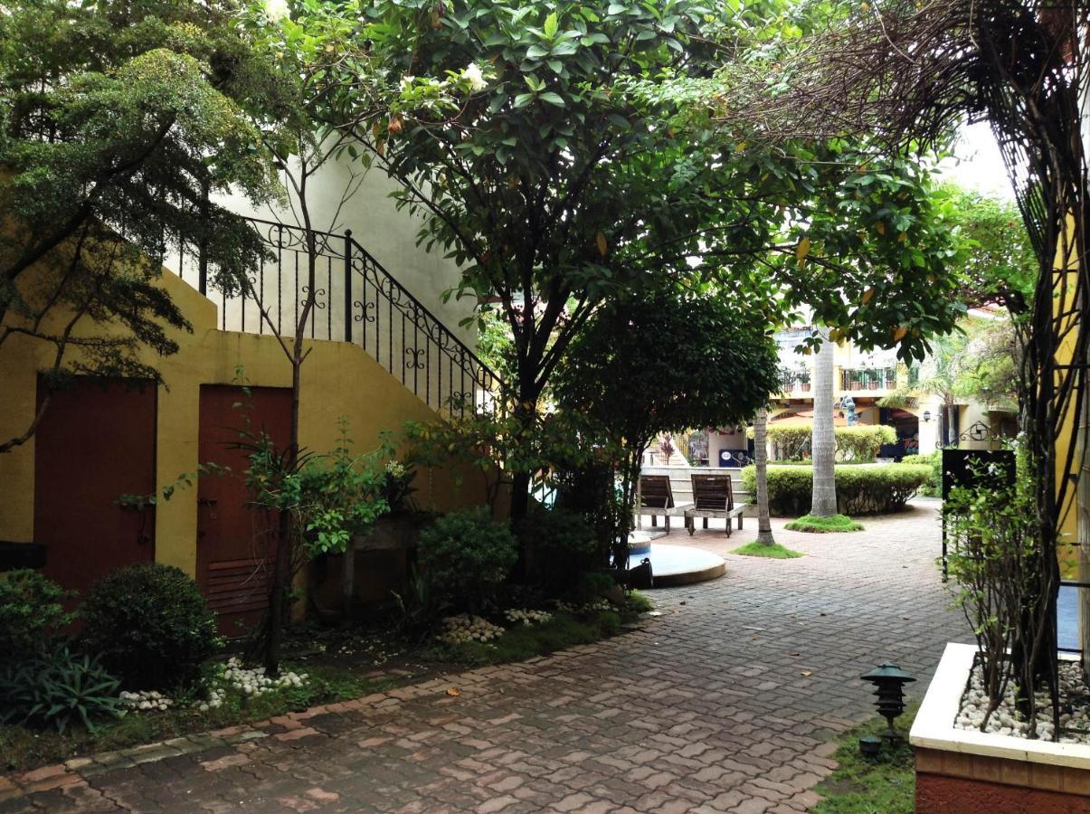 Crown Regency Residences Davao Exterior photo