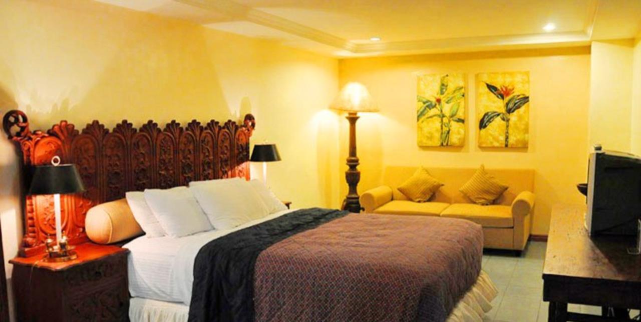 Crown Regency Residences Davao Exterior photo