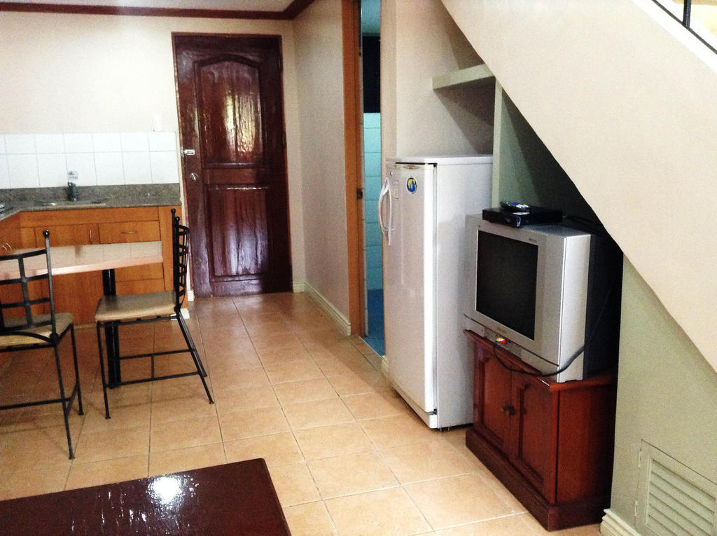 Crown Regency Residences Davao Exterior photo